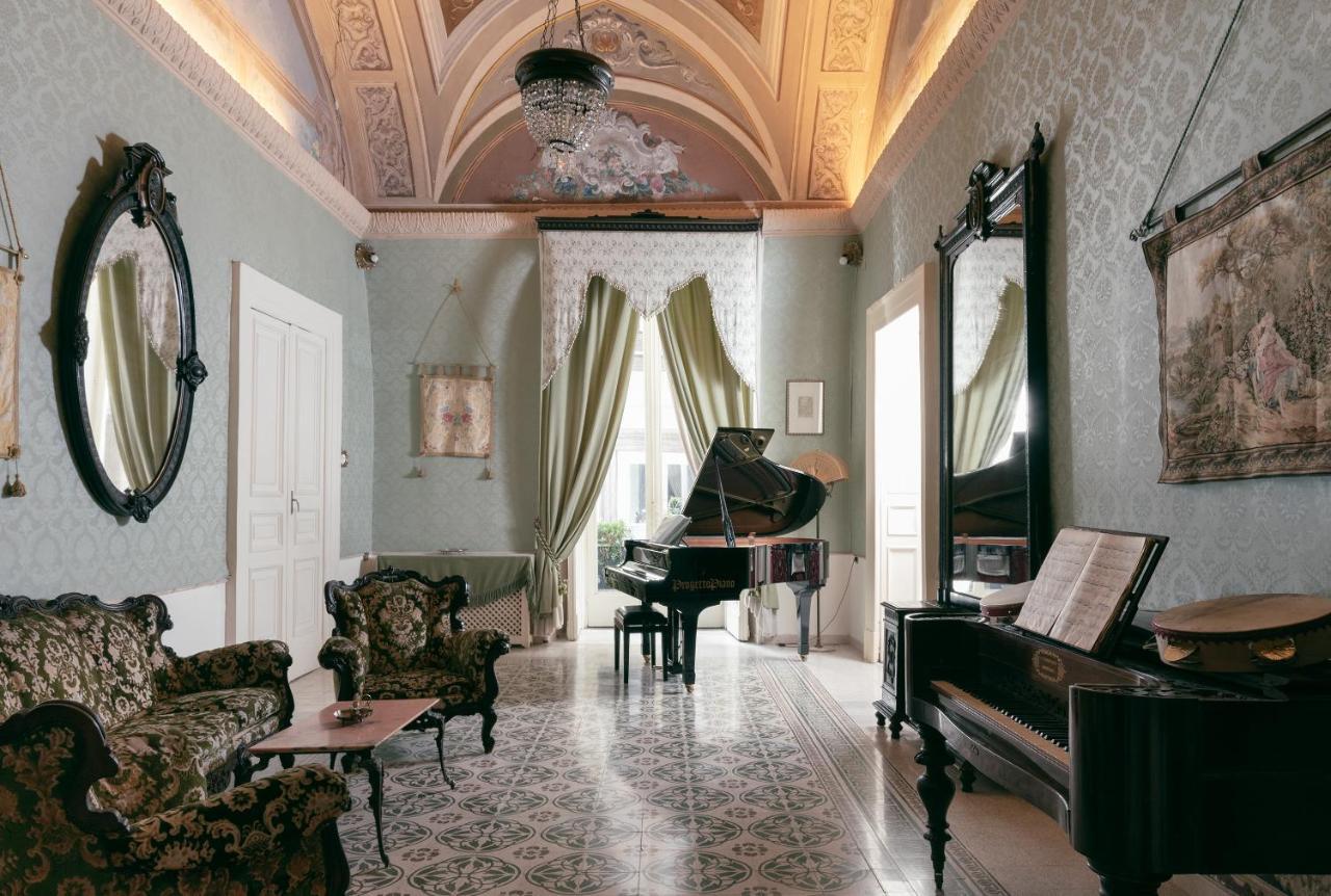 Hotel Carafa Di Maddaloni Residenza Di Charme Neapol Exteriér fotografie