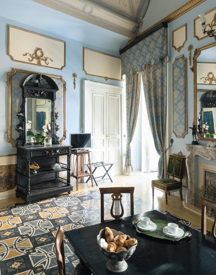 Hotel Carafa Di Maddaloni Residenza Di Charme Neapol Exteriér fotografie