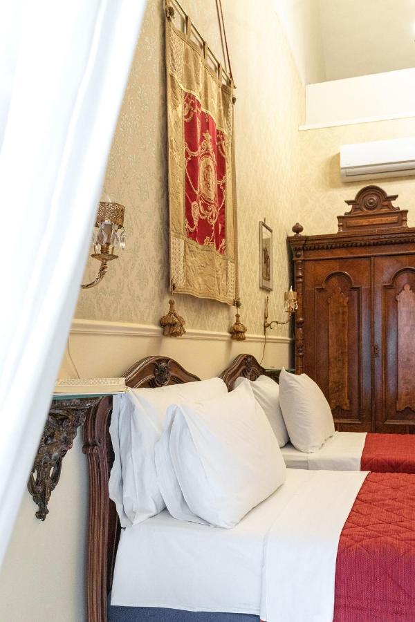 Hotel Carafa Di Maddaloni Residenza Di Charme Neapol Exteriér fotografie