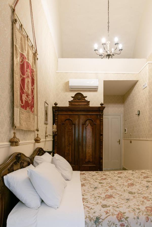 Hotel Carafa Di Maddaloni Residenza Di Charme Neapol Exteriér fotografie